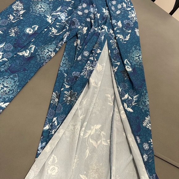 2 piece set, NWOT perfect for a tropical vacation - Picture 3 of 3